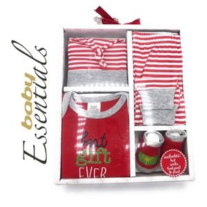 NEW Baby Essentials - Little Helper 4 pc. Layette Set 0-6 mos Baby Christmas NEW